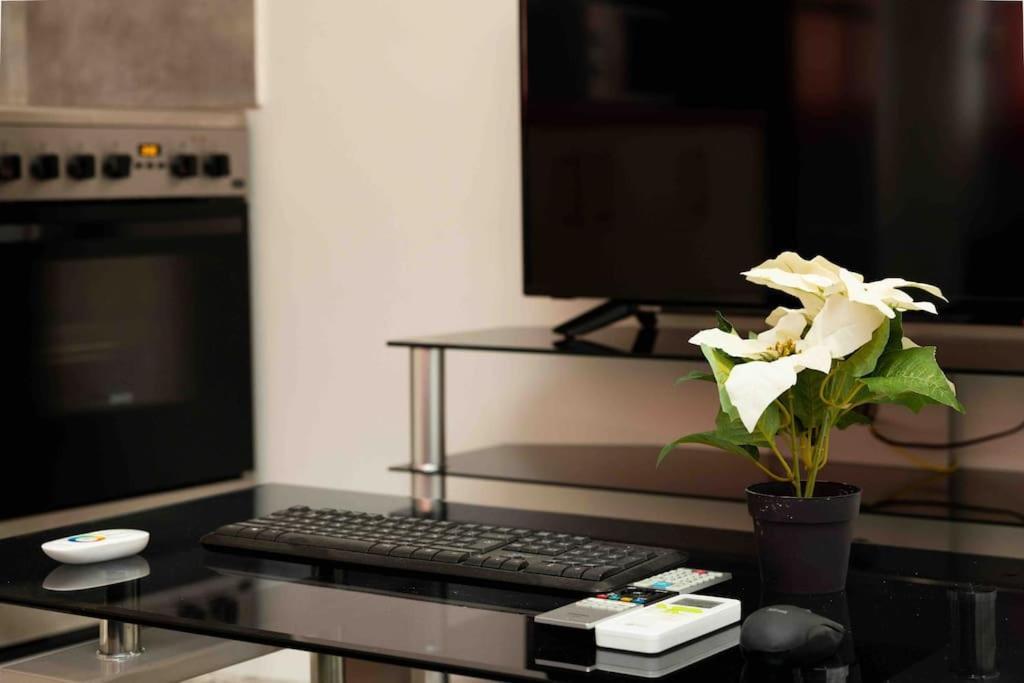 Luxury Studio In Downtown Thessaloníki Exteriör bild